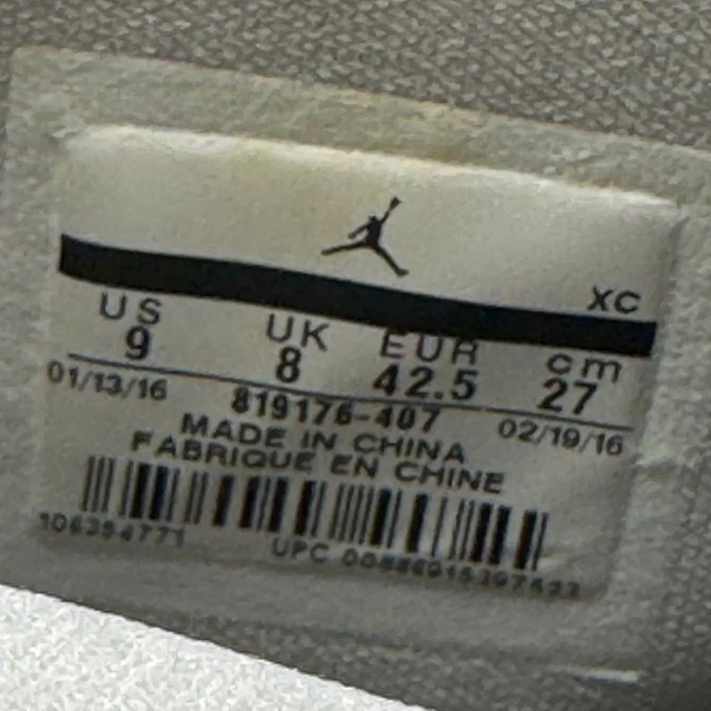 Size 9 Jordan 1 Nouveau Midnight Navy Mens Blue Good Snakeskin 819176-407